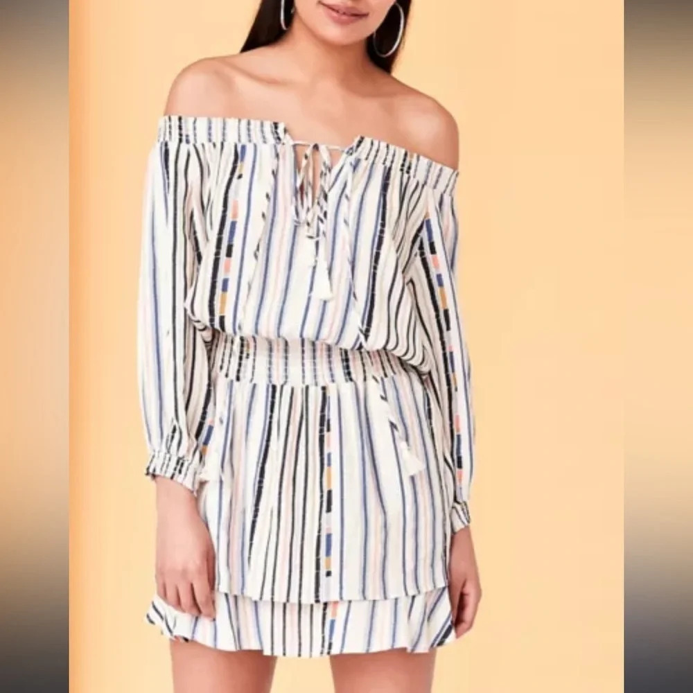 ASTR the Label off the shoulder tiered ruffle tassel dress size small like new